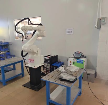6 Axis Welding Arm Robot Robot Pengelasan Otomatis Industri Untuk Pelat Tebal Sedang